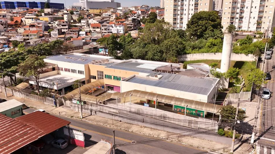 Barueri amplia investimentos na educação com reforma de escolas e modernização da rede municipal