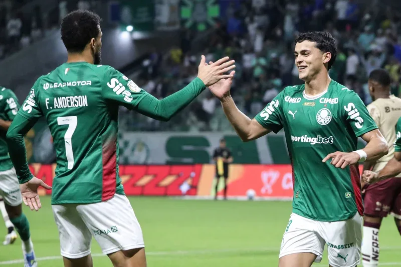 Palmeiras bate Jacuipense e encaminha classificação na Copa do Brasil