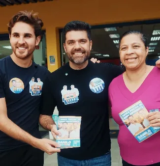 Danilo Joan e Kauan Berto fortalecem parceria em caminhada pelas ruas de Jordanésia